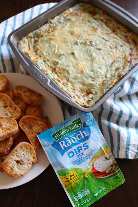 Ranch Spinach Dip, 12 Tomatoes Recipes, 12 Tomatoes, Spinach Dip, Spinach Recipes, Seasonal Food, Yummy Dips, Party Food Appetizers, Best Appetizers