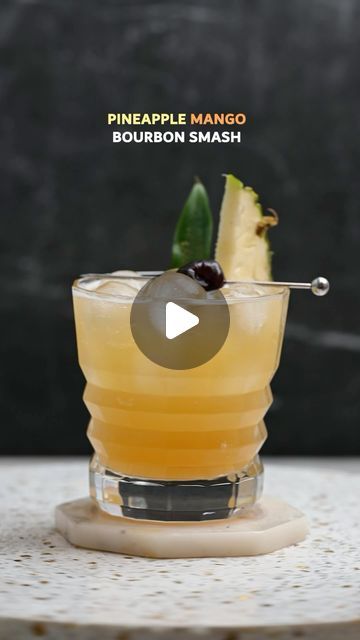 Everyday Cocktail on Instagram: "Pineapple Mango Bourbon Smash! 🍍🥭🍹 Well, this was absolutely delicious! It’s the perfect summer bourbon cocktail. You should definitely try it! Perfect balance between the flavors. 😋

Follow my other drinks page @everydaydrinks_ 🥭🍉🥂
Recipe:

	•	2 spoons pineapple mango jelly jam 🍍🥭
	•	2 oz bourbon 🥃
	•	1 oz triple sec 🍊
	•	1 oz pineapple mango juice 🍍🥭

 #summercocktails #BourbonLovers #TropicalDrinks #CocktailRecipes #Drinkstagram #mixology #alcohol #bar #bartender #bartenderlife #cocktailrecipe #cheers #cocktail #cocktailart #cocktailbar" Bourbon Smash, Mango Jelly, Alcohol Bar, Bourbon Cocktail, Bourbon Cocktails, Mango Juice, Cocktail Art, Triple Sec, Cocktail Bar