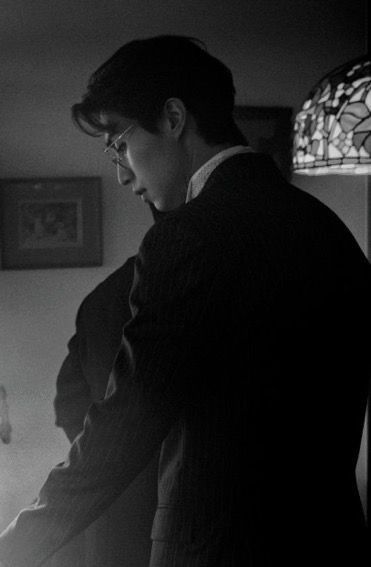 Lee Dong Wook Photoshoot, Lee Dong Wook Goblin, Lee Dong Wook Wallpaper, Im Siwan, Dong Wook, Lee Dong Wook, Lee Jong Suk, Gong Yoo, Mans World