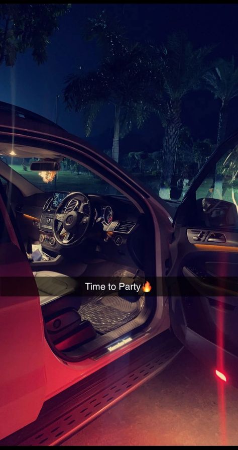 Drink In Car Snapchat Night, Drink In Car, In Car Snapchat, Car Snapchat, Dark Lifestyle, Snapchat Night, Cars Night, Snack Pictures, Vijay Actor Hd Images