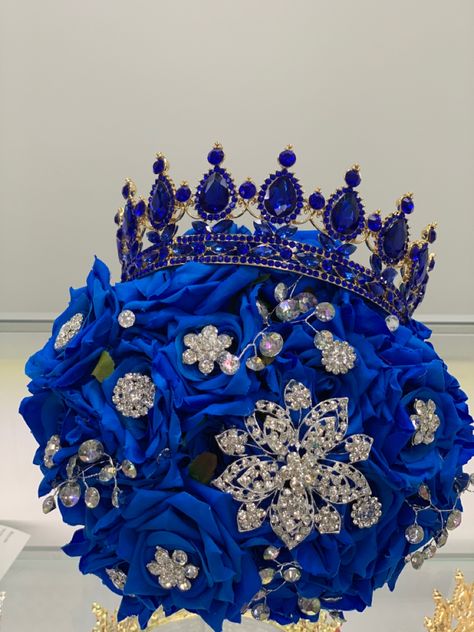 Midnight Sparkle Wedding Theme, Quince Ramos Royal Blue, Blue Quince Flowers, Royal Blue Bouquet Quinceanera, Royal Blue And Silver Quinceanera Dresses, Royal Blue Quince Bouquet, Royal Blue Quince Theme Decorations, Quinceanera Ideas Blue, Blue Quince Decorations