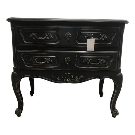 Renovated baroque chest of drawers with an antique finish.  Dimensions : Width: 90 cm Height : 79 cm Depth : 50 cm Alt Furniture, Black Antique Furniture, Dark Victorian Nursery, Goth Porch, Modern Gothic Furniture, Gothic Furniture Victorian, Black Victorian Furniture, Gothic Dresser Decor, Goth Dresser Decor