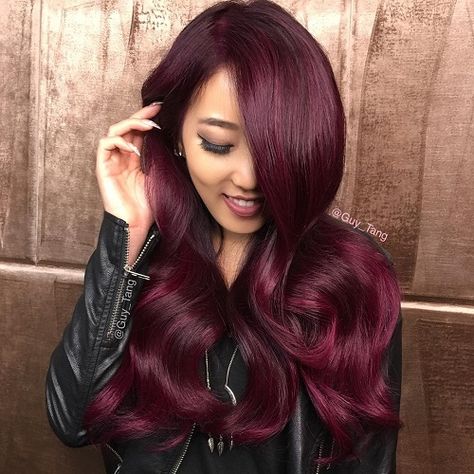 long bright burgundy hair Burgundy Hair With Highlights, Deep Burgundy Hair, Red Burgundy Hair Color, Pelo Color Vino, Magenta Hair Colors, Burgundy Red Hair, Dark Burgundy Hair, Burgundy Hair Dye, Wine Hair Color