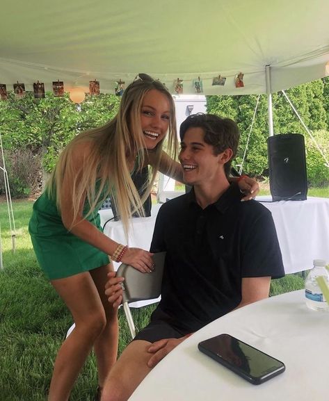 Hughes Brothers, Hockey Girlfriend, Jack Hughes, Hot Hockey Players, Canadian Boys, Hockey Humor, Malibu Barbie, New Jersey Devils, Hockey Players