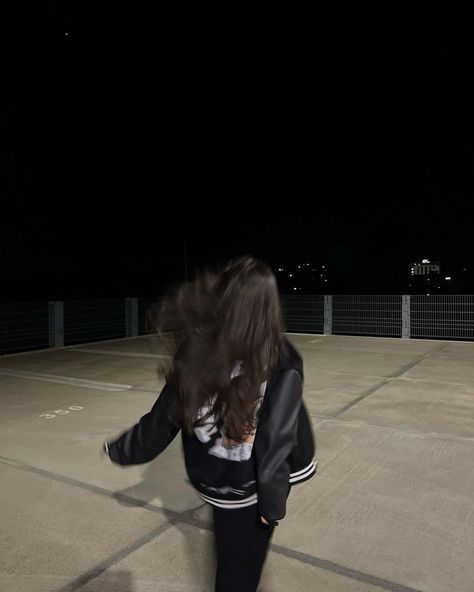 blurry nights | Instagram post from RASHAN MH (@rashan.mh) Rashan Mh, Homecoming, Skateboard, Photo Ideas, One Shoulder, Black And White, Photography, Hair, On Instagram