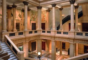 Creating a Human Chain on a Staircase: The museum's soaring three-story Grand Staircase is the centerpiece of the 1907 addition to the original Carnegie Institute building. Covering almost 4,000 square feet of wall space within the staircase is the mural The Crowning of Labor by John White Alexander, which depicts turn-of-the-century ideas of uplift and progress achieved through hard work and industrial power. Visit Pittsburgh, Pittsburgh Pride, Carnegie Museum Of Art, Pittsburgh City, Steel City, Pittsburgh Pennsylvania, Best Places To Live, Grand Staircase, Pittsburgh Pa