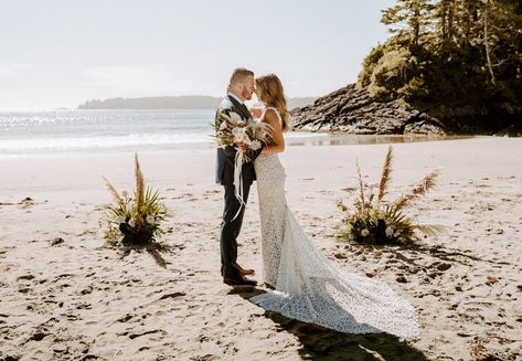 Beach Wed in Tofino Brittany+Trevor West Coast Weddings Planning/Styling: Love Spell Co Photos: The Wild and Wed Video: The Augusts Officiant: Young, Hip & Married Floral: Crab Apple Floral Cake: Mooch By Megan MUA: Tamara Martin Makeup Hair: Boheme Hair Studio Stationery Template: Splendid Moment Co Ring Box: Blush Vintage Rentals Dress: Laudae #westcoastweddings #tofinowedding #tofinobeach #westcoastidos #bohowedding #tofinobeachceremony #tofinoweddings #beachwedding #vancouverislandwedding Beach Wedding Alter Simple, Beach Elopement Decor, Simple Beach Wedding Ceremony Decor, Tofino Beach Wedding, Maldives Elopement, Simple Beach Wedding Ceremony, Simple Beach Ceremony, Tofino Elopement, Byron Wedding