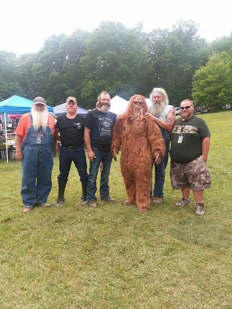 80s Rock Aesthetic, Mountain Monsters, Bigfoot Pictures, Monster Board, Rock Aesthetic, 80s Rock, Appalachian Mountains, Reality Television, Best Tv Shows