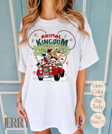 Safari Christmas, Party 2023, Very Merry Christmas Party, Christmas Travel, Disney Family, Very Merry Christmas, Disney Christmas, Mickey And Friends, Christmas Animals