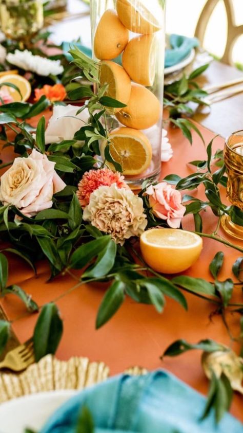 Including fresh fruit in your centerpiece decor is a way to make your big day more tropical 🍊 Join the trend and give that fresh feeling to your weeding! Tropical Centerpieces, Fresh Feeling, Citrus Fruit, The Trend, Weeding, Fresh Fruit, Grapefruit, Big Day, Wedding Decorations