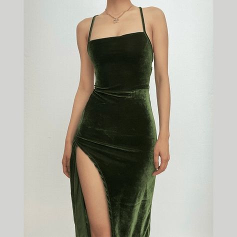 Outfit Elegantes, Y2k Aesthetic Outfits, Sleeveless Midi Dress, Velvet Lace, Green Midi Dress, Hoco Dresses, Midi Dress Sleeveless, Autumn Fashion Women, Green Velvet