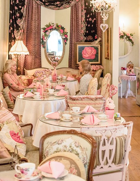 TeaTime 15: Notable Tearooms - TeaTime Magazine English Tea House Interior, English Rose Tea Room, Tea House Interior, Tea Room Interior, English Tea Room, Photos For Vision Board, Tea Room Design, Victorian Tea Room, Vintage Tea Rooms