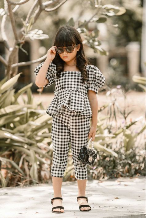 Black Maxi Dresses, Co Ords Outfits, Japanese Kids, Stylish Maxi Dress, Kids Ethnic Wear, Kids Frocks Design, Kids Dress Wear, Kids Dress Patterns