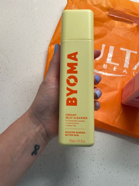 Byoma Creamy Jelly Cleanser, Ulta Employee, Ulta Finds, Dream Skincare, Jelly Cleanser, Skincare Aesthetic, Dior Jewelry, Glowy Skin, Licorice Root