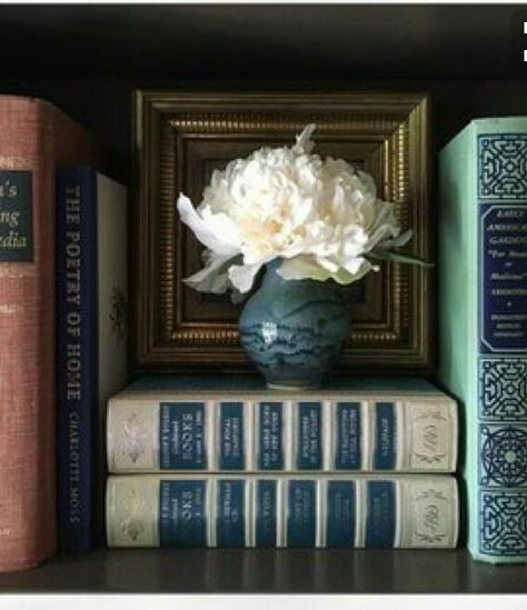 Maura Endres, Mantel Styling, Styling Bookshelves, Styling Shelves, Decorating Bookshelves, English Country Decor, Bookcase Styling, Bookcase Decor, Bookshelf Styling