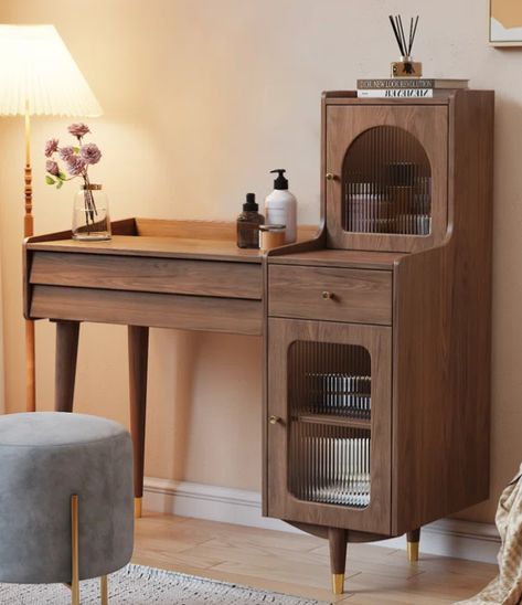 Makeup Vanity With Drawers, Simple Dresser, Drawers Design, Beauty Station, Scandinavian Desk, Dresser Storage, Side Cabinet, Unique Beauty, Vanity Table