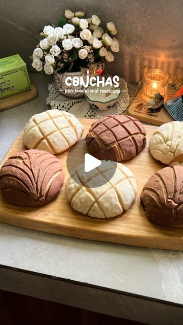 Mexican Conchas Recipe, Conchitas Recipe, Pan Dulce Recipe, Concha Recipe, Conchas Recipe, Conchas Pan, Bread Recipes Sweet, Bread Recipes Homemade, Bread Recipes