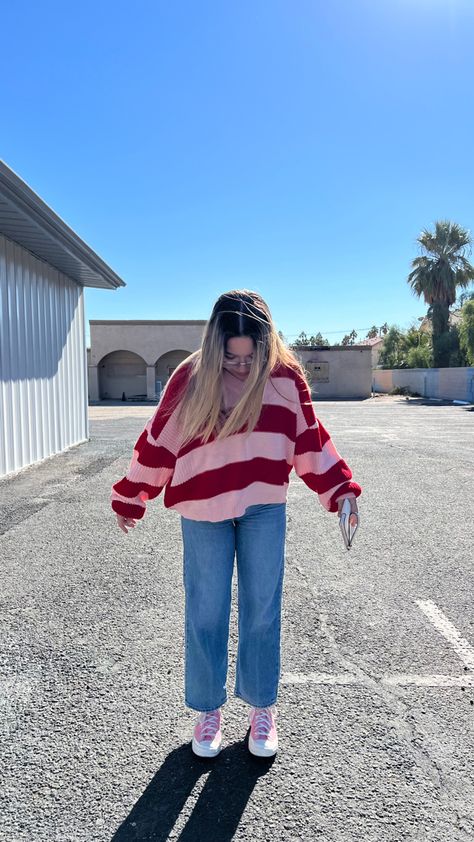 Red Stripped Sweater Outfit, How To Style Pink Converse High Tops, Pink Red Sweater, Styling Pink Converse, Pink Converse Outfit Aesthetic, How To Style Pink Converse, Hot Pink Converse Outfit, Ribbed Sweater Outfit, Red And Pink Outfit