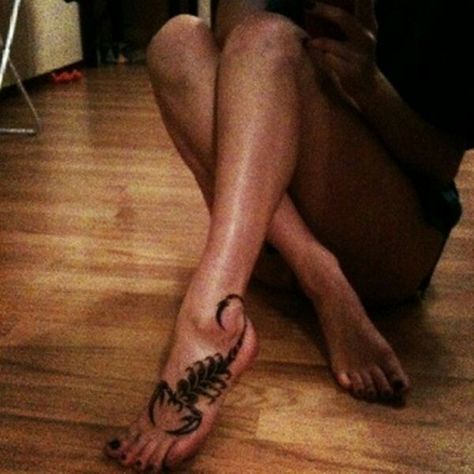 Scorpion tattoo on foot Scorpion Tattoos, Jagua Henna, Bauch Tattoos, Scorpio Tattoo, Scorpion Tattoo, Pretty Tattoos For Women, Boy Tattoos, Foot Tattoo, Great Tattoos