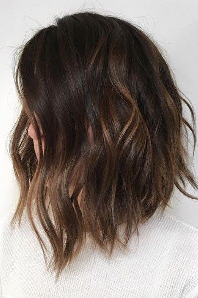 Partial Balayage, Highlights For Dark Brown Hair, Textured Curly Hair, Shoulder Length Bob, Dark Hair With Highlights, Brown Balayage, Penteado Cabelo Curto, Brown Blonde Hair, Brown Hair With Highlights