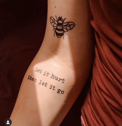 Let It Go Tattoo, Shine Tattoo, Go Tattoo, Bee Tattoo, Cute Tattoos For Women, Tattoo Flash Art, Love Hurts, Let It Go, Love Tattoos