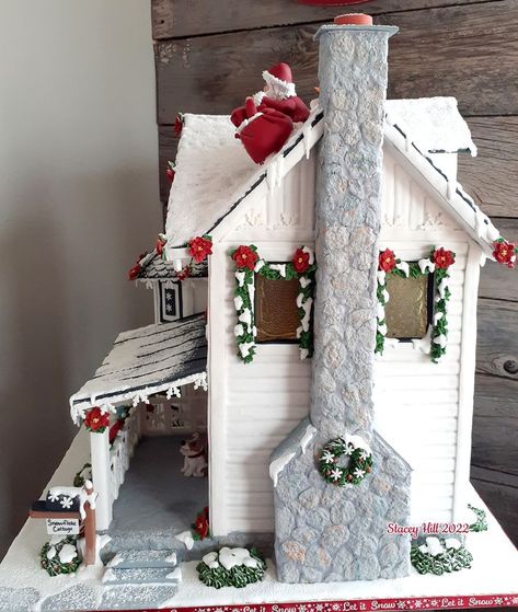 House Ladder, Stone Chimney, Holiday Crafts Diy, Christmas Gingerbread House, Christmas Gingerbread, Custom Cakes, Have Some Fun, Wonderful Time, Gingerbread House