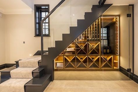 Under Stairs Alcohol Storage, Under Stair Wine Storage, Under Stair Garden, Boundary Wall Ideas, Interior Design Under Stairs, Dold Dörr, Under Stairs Wine Cellar, تحت الدرج, Free Home Decor