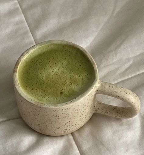 Macha Aesthetic, Green Tea Aesthetic, Matcha Powder Benefits, Benefits Of Matcha, Wood Nymph, Matcha Benefits, Matcha Powder, Ceramics Pottery Art, The Switch