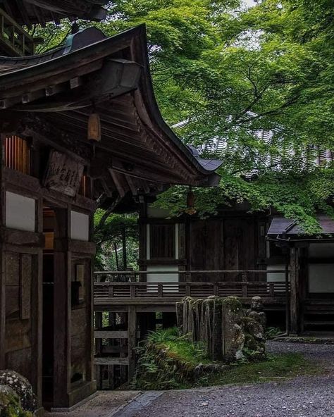 Japanese House Aesthetic, Creepy Background, Peaceful House, Old Japanese House, Japan Images, Japan Core, Era Aesthetic, Old Japan, Creepy Backgrounds