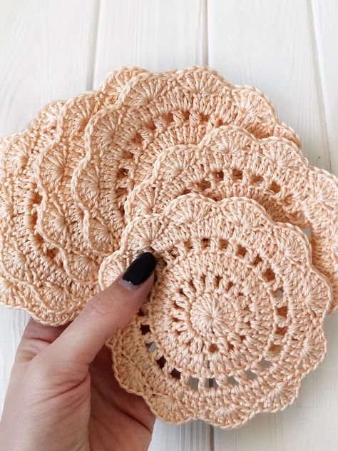 Crochet cotton coasters in peach color #coasters #crochet #tablemats #crochetcoasters Crocheted Coasters, Knitted Blanket Squares, Crochet Mug Cozy, Coasters Crochet, Crochet Mat, Crochet Coaster Pattern, Crochet Coaster, Stylish Crochet, Crochet Simple