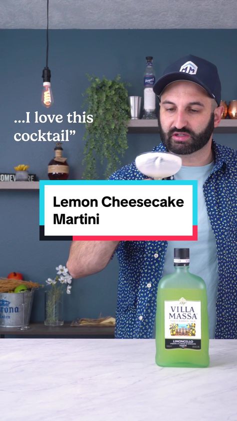 Served By Sammy on TikTok Cheesecake Cocktail, Lemon Cheesecake, Alcoholic Beverages, Cocktail Recipes, Martini, Liquor, Alcoholic Drinks, Cheesecake, Juice