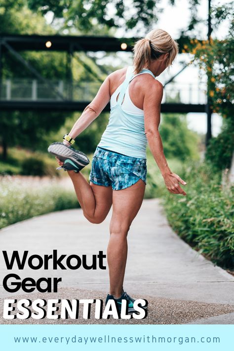 Workout Gear Essentials - Everyday Wellness Keto Diet Results, Pony Tails, Keto Supplements, Diets For Beginners, Diet Keto, Living A Healthy Life, Marathon Training, Keto Diet For Beginners, Stubborn Belly Fat