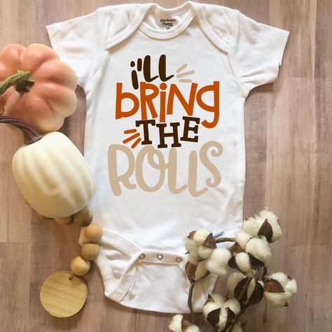 Homemade Rolls Onesie, Onesie Vinyl Ideas, Cute Diy Onesies, Fall Onesie Ideas, Sublimation Onesie Ideas, Thanksgiving Onesie Boy, Homemade Onesies, Cricut Onesie Ideas, Cute Onesies For Babies