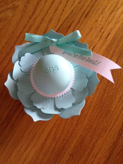 EOS Stampin' Up! Stye Lip Balm Gift, Eos Lip Balm, Craft Fair Displays, Gift Holders, Baby Shawer, Baby Sprinkle, Baby Shower Diy, Simple Gifts, Baby Shower Theme