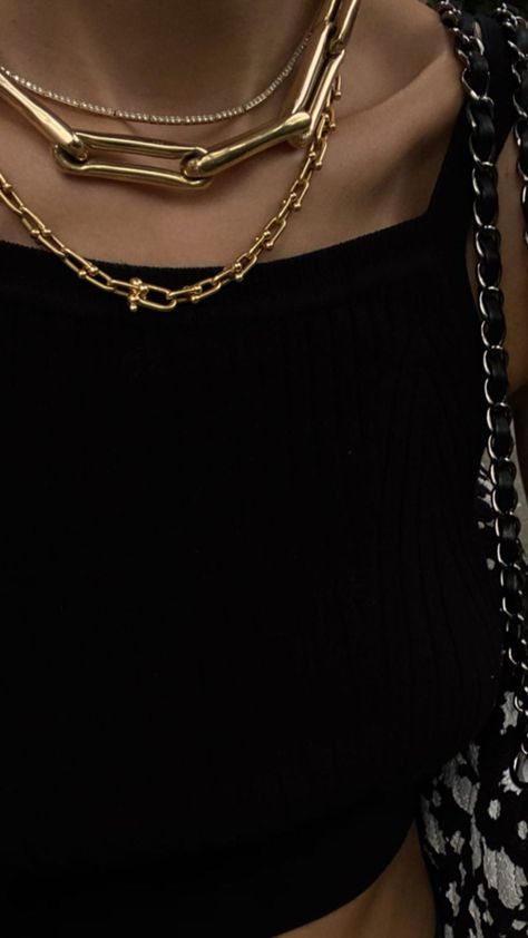 Marie Von Behrens, Boring Clothes, Gold Accessories, Fine Jewelry Collection, Nail Accessories, Instagram Foto, Bling Bling, A Black, Jewelry Pieces