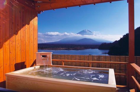 Warning: When you see this private onsen in Kawaguchiko you will take the next plane to Japan - Where life is great Onsen Kyoto, Private Onsen, Japanese Spa, Onsen Japan, Aesthetic Bath, Japanese Hot Springs, Japanese Bath, Visit Tokyo, Mont Fuji