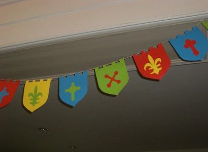 Medieval Banners Flags, Medieval Bunting, Medieval Flag, Medieval Flags, Knights Party, Kingdom Vbs, Knight Birthday Party, Medieval Banquet, Castle Crafts