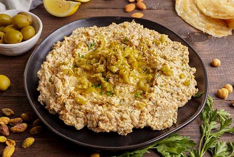 14th Century Egyptian Hummus - Mediterranean Living Egyptian Hummus, Authentic Hummus Recipe, Authentic Hummus, Golden Goblet, Egyptian Recipes, Recipes Mediterranean, Flexitarian Recipes, Baba Ghanoush, Mediterranean Meals