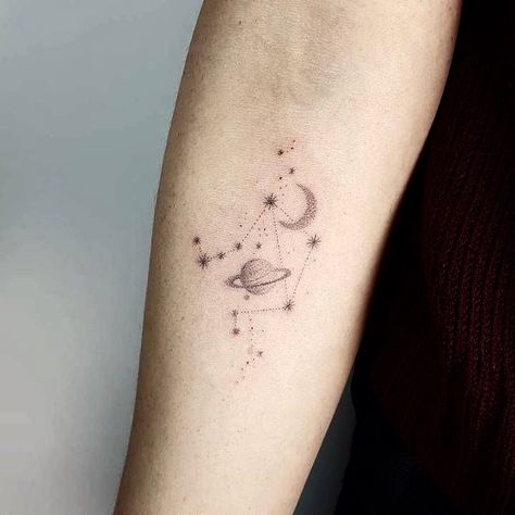 Constellation And Moon Tattoo, Space Collarbone Tattoo, Fine Line Planet Tattoo, Planet And Stars Tattoo, Astronomy Tattoo Minimalist, Cosmic Tattoo Ideas, Cosmic Tattoos, Tattoo Sonne, Planet Tattoo