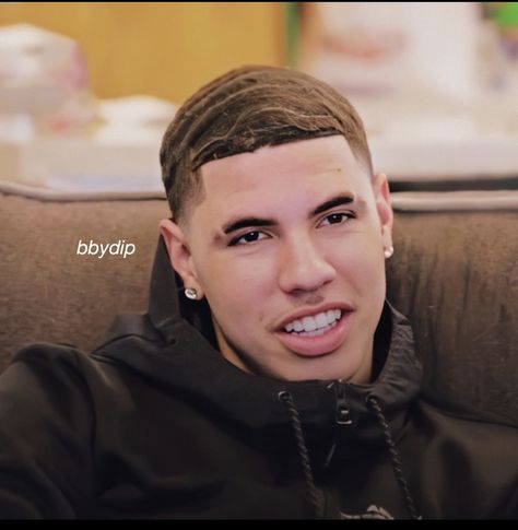 Melo Ball, Ball Brothers, Waves Hairstyle Men, Male Haircuts Curly, Hair Cuts 2017, Love Drama, Basketball Baby, Lamelo Ball