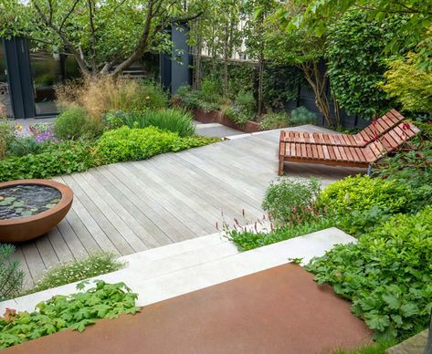 Garden Design On Hill, Raised Patio Garden Ideas, London Garden Design, Rectangular Garden Design Ideas, Scandinavian Garden Ideas, Small Garden Sitting Area Ideas, Hill Garden Ideas, London Garden Ideas, Wide Garden Design