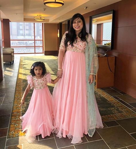 Client Sanjana Reddy with her four year old Tara Reddy in matching outfits from our Spring/Summer’18 collection, Brook💦 . . #mrunalinirao… Mother And Daughter Dresses Indian, Mom And Daughter Dresses Indian, Bday Dresses, Mother Daughter Matching Dresses, Mommy Daughter Dresses, Mom Daughter Matching Dresses, Mom And Baby Dresses, Mother Daughters, Birthday Costume