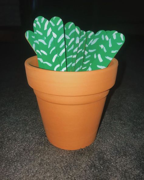 Sticks Decor, Cactus Names, Diy Cactus, Job Chart, Plant Crafts, Cactus Diy, Terracotta Plant Pots, Cactus Pot, Creation Crafts