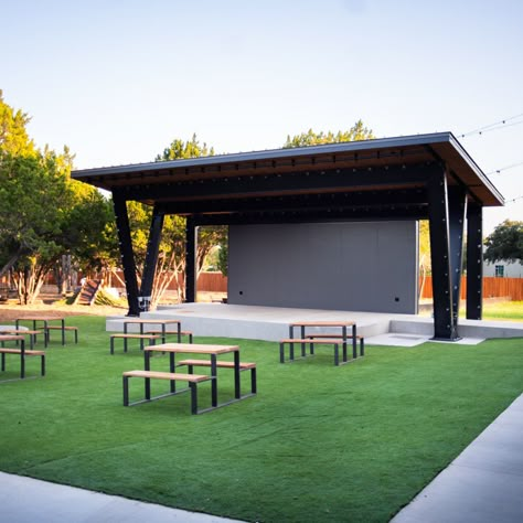 4-acre South Austin brewery debuts with playground and food trucks - CultureMap Austin Outdoor Event Space Landscape, Food Truck Park Design Ideas, Farm Pond Ideas, Outdoor Brewery, Rv Park Design, Fun Business Ideas, Room Playground, Trailer Business, Food Court Design