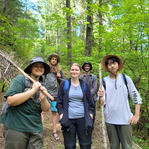 Teens and staff at Survival Camp for Teenagers with Lifesong Wilderness Adventures. So much fun! Shelter Building, Camping With Teens, Bush Craft, Adventure Camp, Wilderness Survival, Adventure Camping, Make New Friends, Camping Hiking, Bushcraft