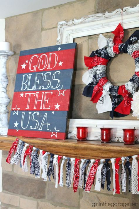 Mantle Design, Design Interior Modern, God Bless The Usa, America Independence Day, Fourth Of July Decorations, Fourth Of July Decor, Patriotic Crafts, 4th Of July Decorations, Patriotic Wreath