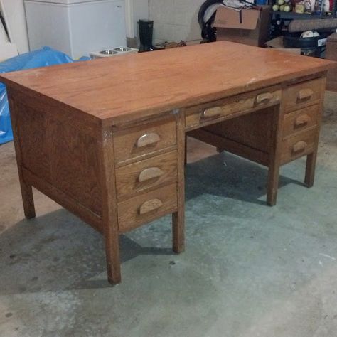 Project Forever Home: Old Teacher's Desk Refurbished Vintage Teachers Desk, Diy Desk Refurbish, Wooden Desk Makeover, Wood Desk Makeover, Desk Refurbish, Paint Wooden Desk, Renovating Furniture, Old Wooden Desk, Refurbished Desk