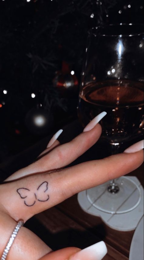 Matching Hand Butterfly Tattoos, Best Friend Butterfly Tattoos Finger, Butterfly Tattoo On Thumb, Finger Butterfly Tattoo Matching, Cute Matching Butterfly Tattoos, Finger Butterfly Tattoo, Butterfly Tattoo On Finger, Infinity Finger Tattoo, Sos Tattoo