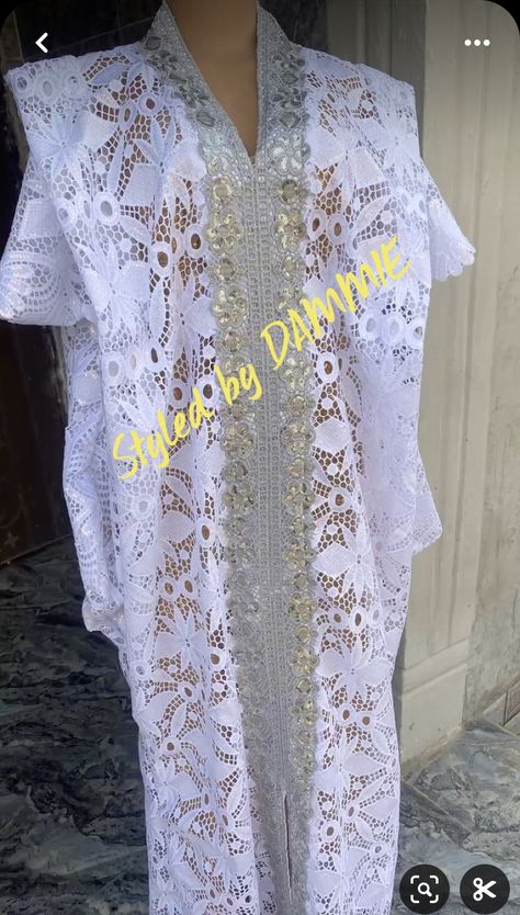 Ashape Lace Gown Style, Bubu Styles Lace, Latest Style For White Lace Gown, Classy Bubu Gown Styles Latest, White Cord Lace Gown Styles, Bubu Gown Lace Styles, Bubu Styles For Lace, White Cord Lace Styles, Boubou Lace Styles For Women