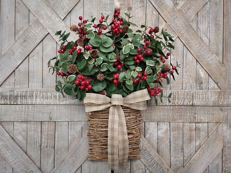 Christmas Door Basket, Christmas Eucalyptus, Grapevine Basket, Door Basket, Basket Wreath, Winter Greenery, Winter Wreaths, Wreath Winter, Pinecone Wreath